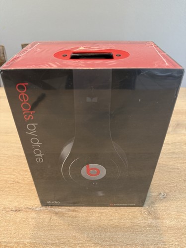 Apple store monster beats by - apple,